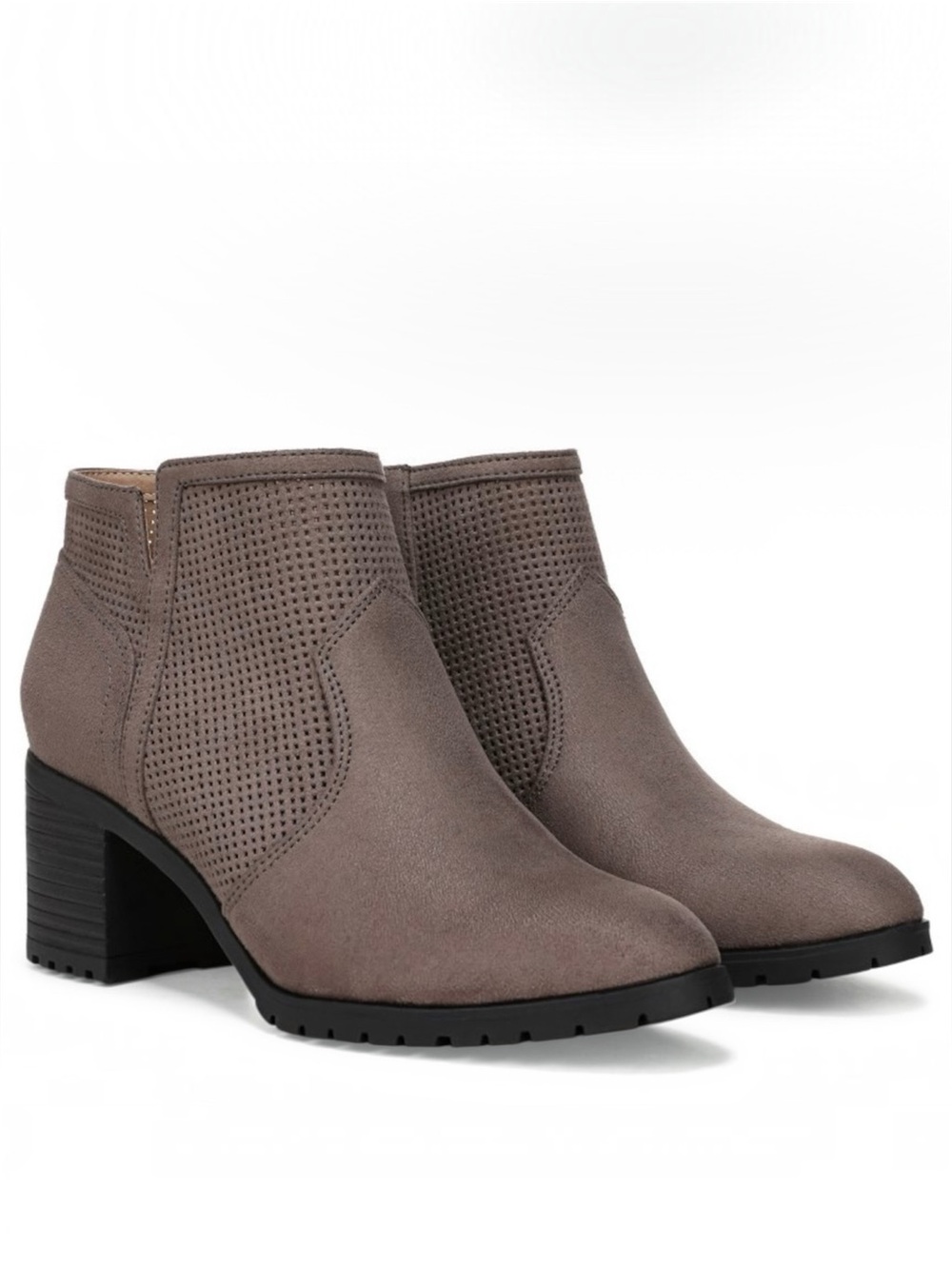 Life Stride Taupe Perforated Block Heel Lug Sole Ankle Booties Size 7